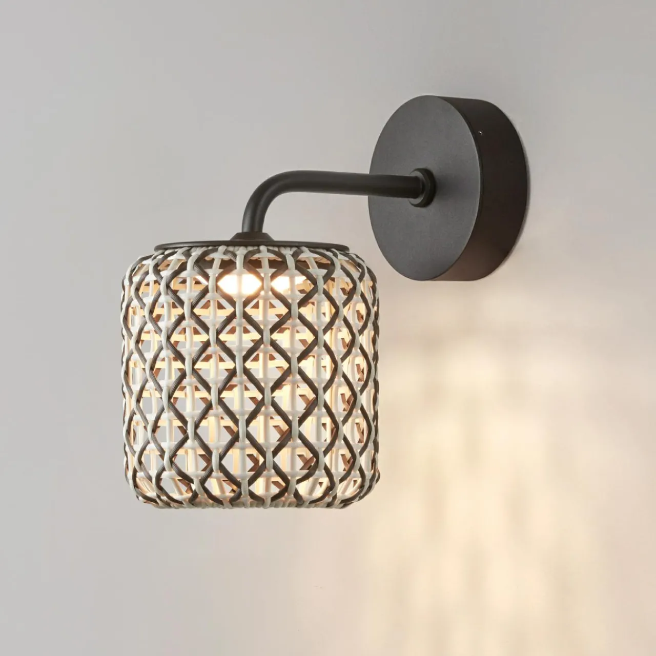 bover_nans_a_applique_dextrieur_led_brun__cm_1.webp Cheap Nans A applique d'extérieur LED, brun, Ø 16,7cm Éclairage Extérieur Professionnel