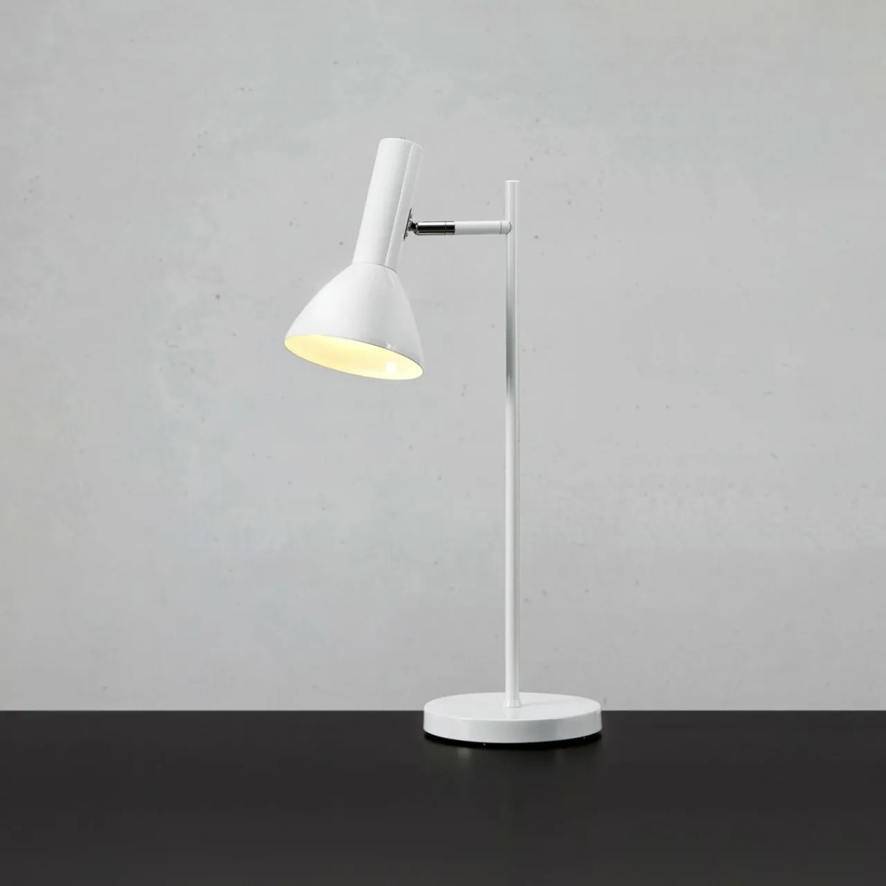 lampe__poser_metro_blanche___lampe_1.webp Clearance Lampe à poser Metro, blanche, à 1 lampe Éclairage De Bureau