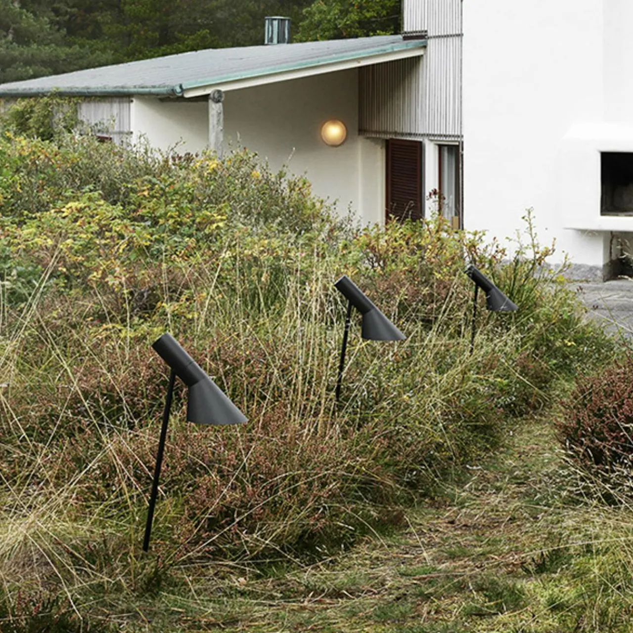 louis_poulsen_aj_garden__piquetadaptateur__2.webp Store AJ Garden 50 piquet/adaptateur 827 Éclairage Extérieur Professionnel