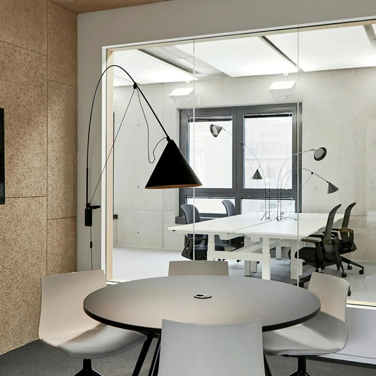 midgard_applique_murale_led_ayno_xl_noirnoir__k__cm_0.webp Best Sale Applique murale LED AYNO XL noir/noir 2.700 K 220 cm Éclairage De Bureau