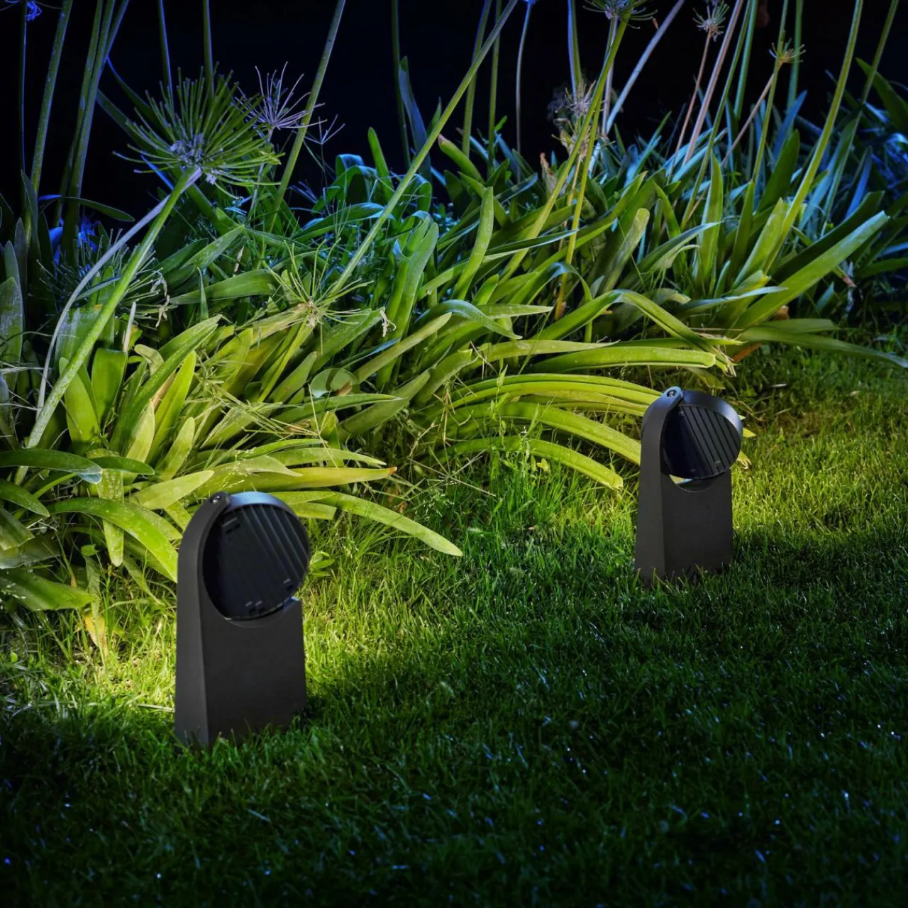 philips_mimosa_potelet_led_alignable_4.webp New Mimosa potelet LED, alignable Éclairage Extérieur Professionnel
